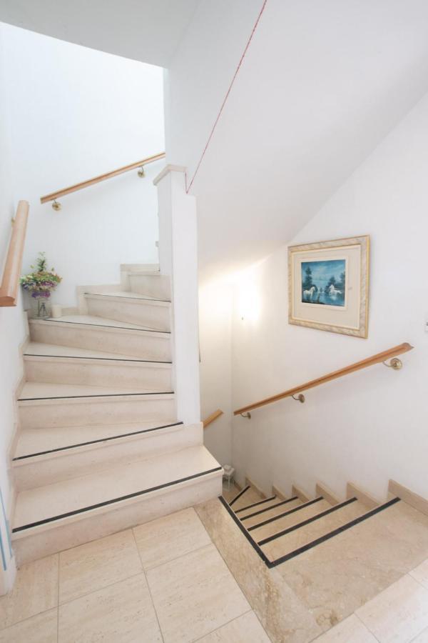 Gcprestige Apartment Estepona Luaran gambar